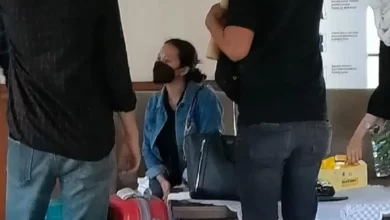 Photo of Penampakan Siskaeee Wanita Pamer Payudara di Bandara,Ditangkap Polisi