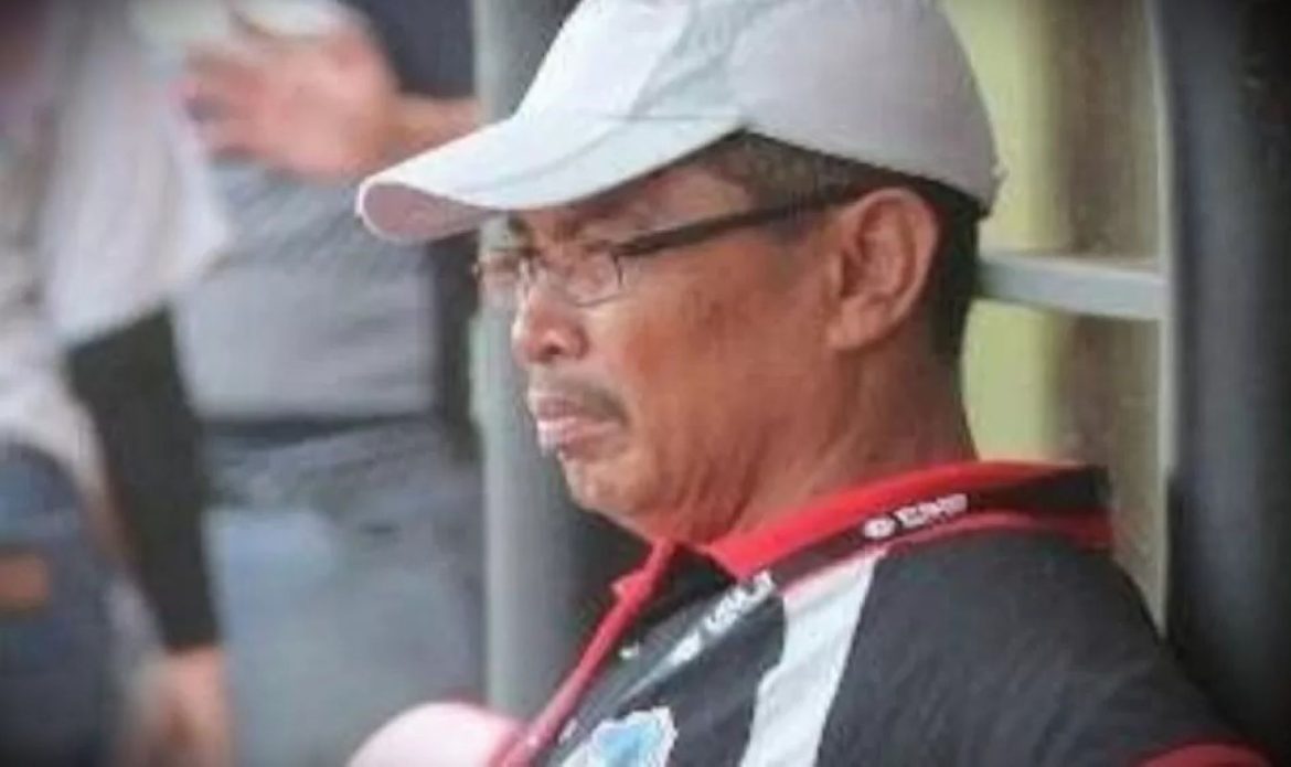 Mantan pelatih PSIS Semarang, Edy Paryono, meninggal dunia. Edy membawa PSIS Semarang juara Ligina 1999.