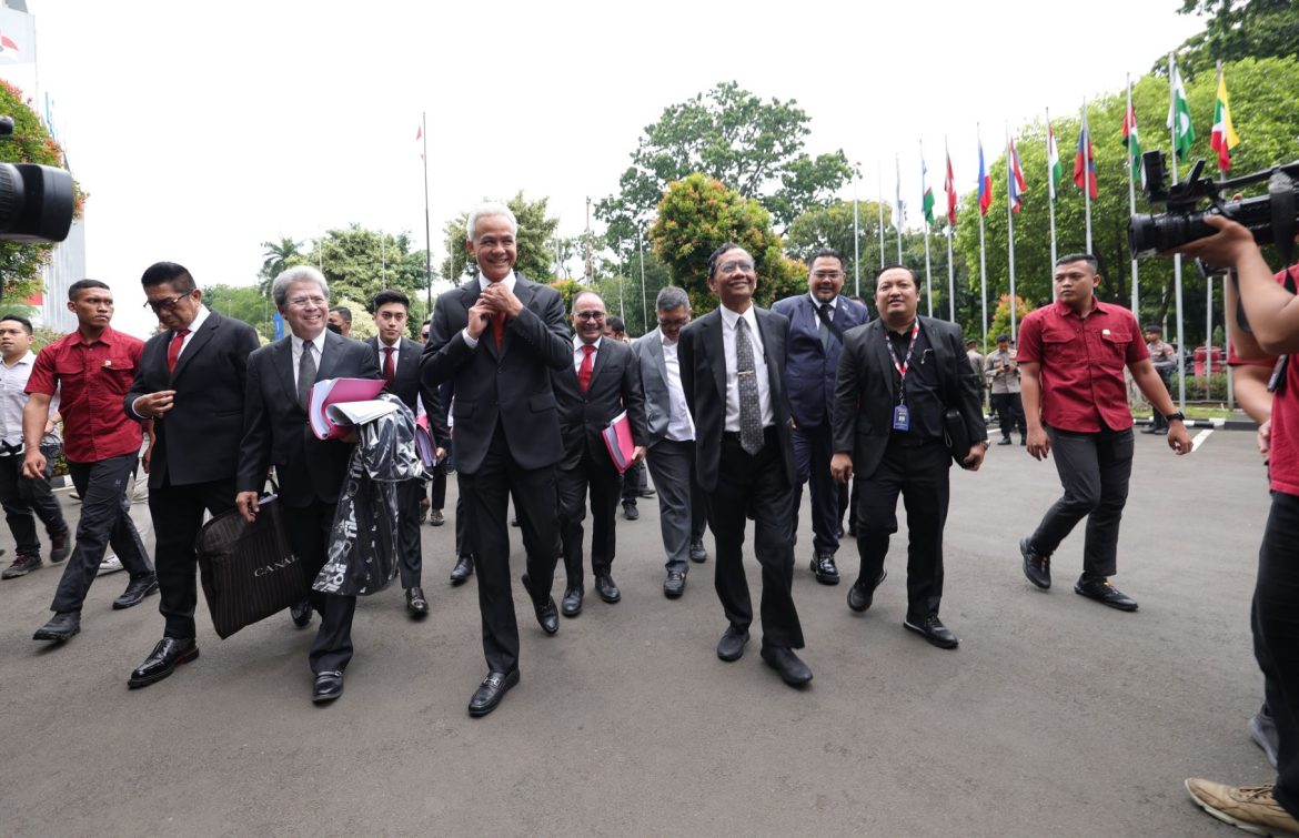 ganjar mahfud sidang perdana sengketa pilpres di mk