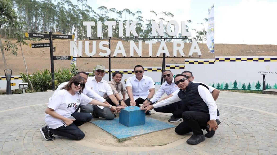 Ketua Umum Demokrat Agus Harimurti Yudhoyono (AHY) yang juga merupakan Menteri ATR/BPN mengunjung IKN.