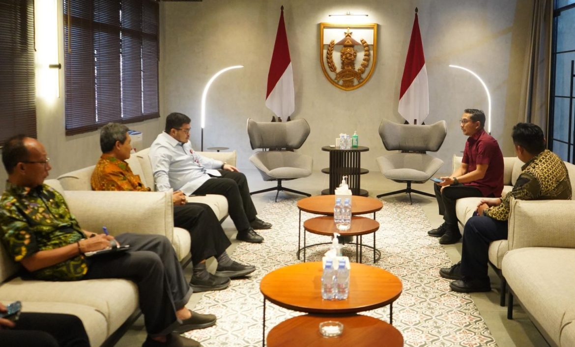 kantor imigrasi kediri bupati kediri mas dhito