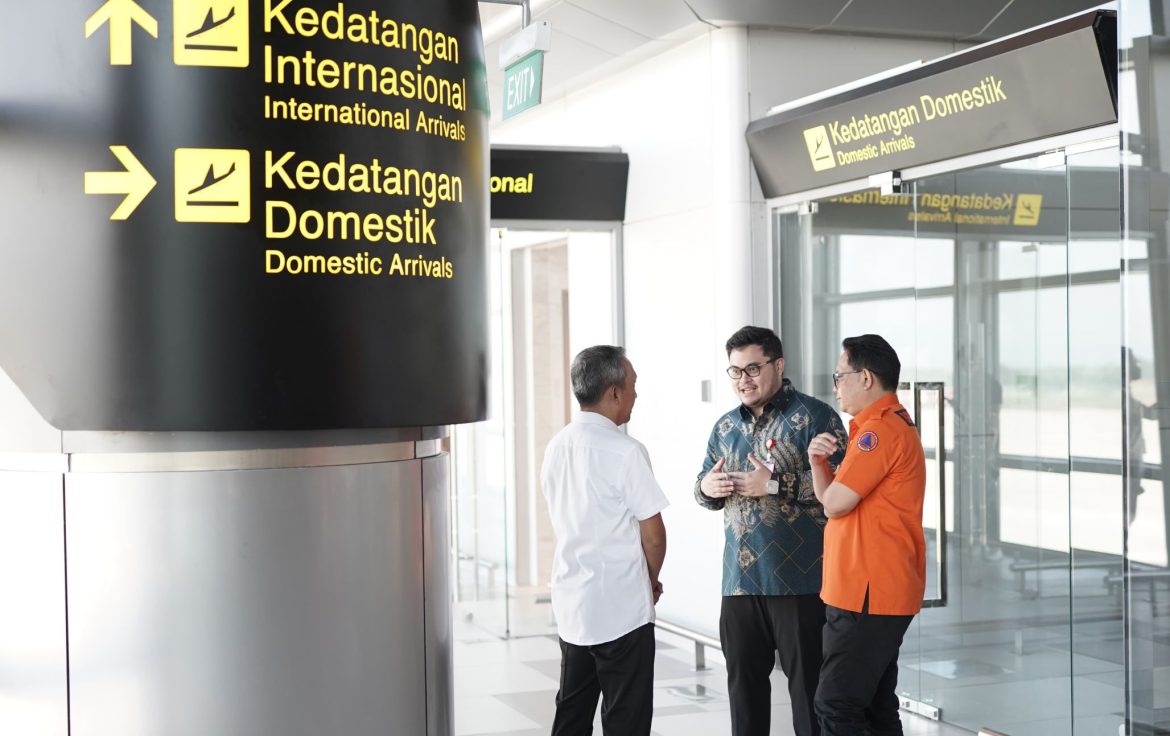 Bupati Kediri Mas Dhito dan Pj Gubernur Jatim kesiapan operasional Bandara Dhoho Kediri 1