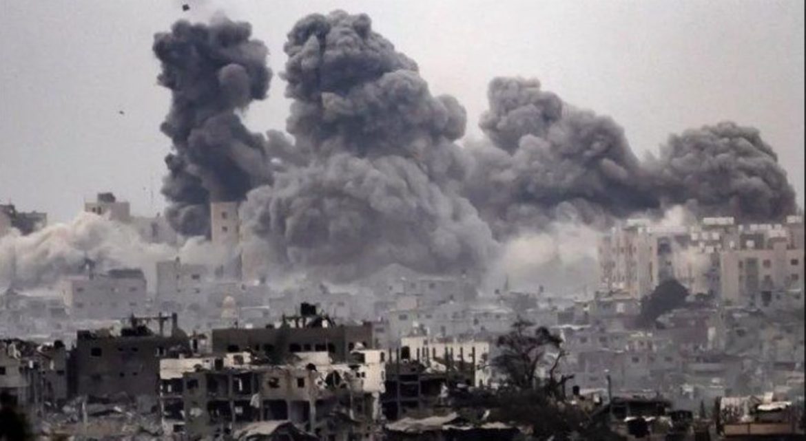 Bombardemen militer Israel terus menggempur Rafah.