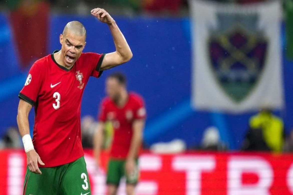 Pemain tertua Portugal yang tampil di Piala Eropa 2024, Kepler Laveran de Lima Ferreira atau lebih dikenal dengan nama Pepe.