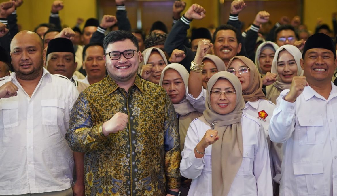 Gerindra mengusulkan nama Nafif Laha sebagai pendamping bakal calon bupati petahana, Mas Dhito, di Pilkada Kediri 2024. Hal ini diungkapkan Sekretaris Dewan Pimpinan Daerah Gerindra Jawa Timur, Kharisma Febriansyah, saat Rapat Pimpinan Cabang Gerindra Kabupaten Kediri, di Insumo Kediri Convention Center (IKCC), Minggu (21/7/2024).
