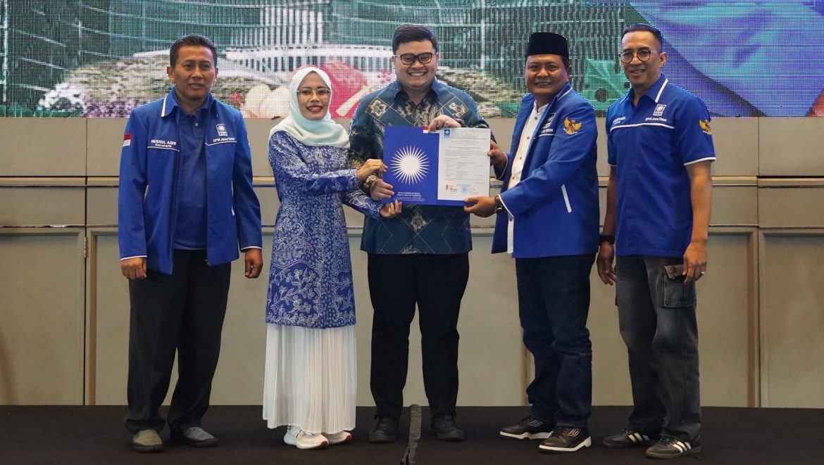 PAN secara resmi mengusung pasangan Hanindhito Himawan Pramana dan Dewi Mariya Ulfa di Pilkada Kabupaten Kediri 2024.