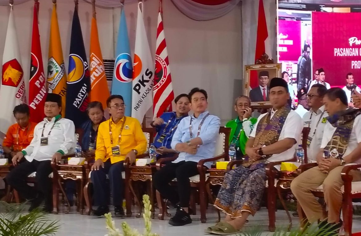 Jiplak Jokowi, pasangan calon gubernur dan wakil gubernur Jateng, Luthfi-Yasin usung program unggulan: kerja, kerja, kerja!