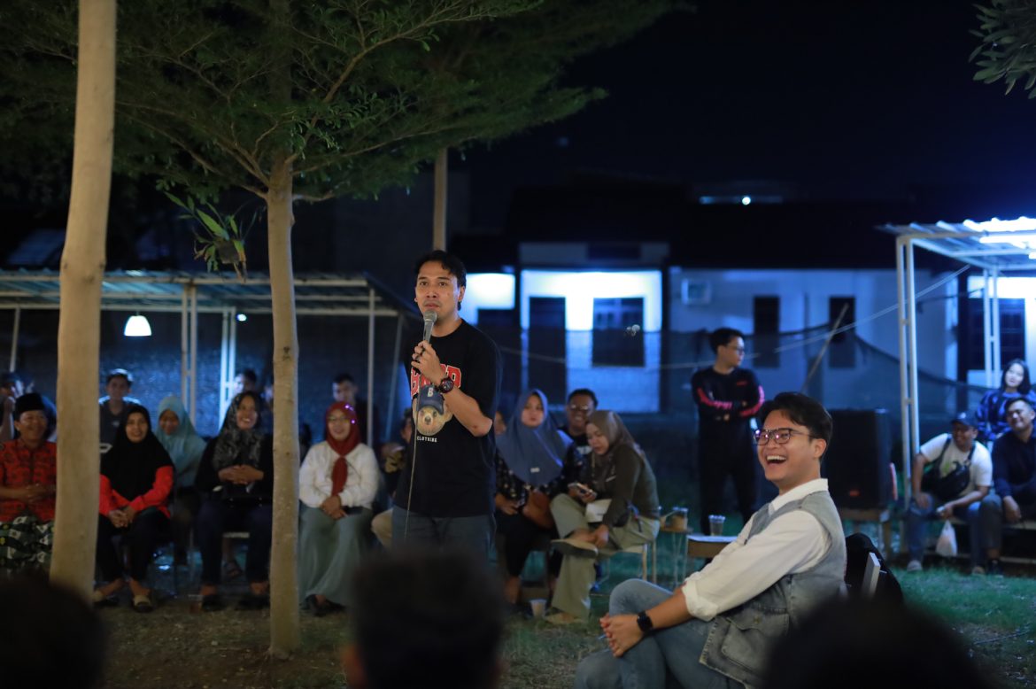 Pasangan bakal calon bupati-wakil bupati Pilkada Tegal 2024, Bima Eka Sakti-Syaeful Mujab, gelar forum dikusi asyik 'Bisa Dikoceti'.