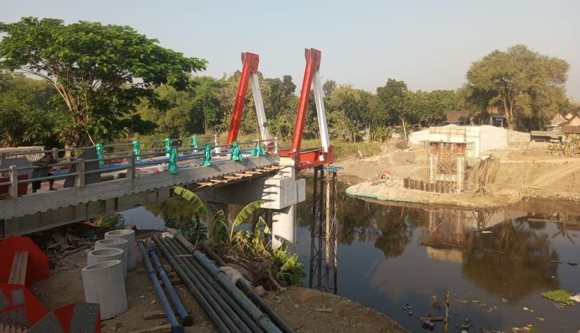 Jembatan Sidolaju Ngawi