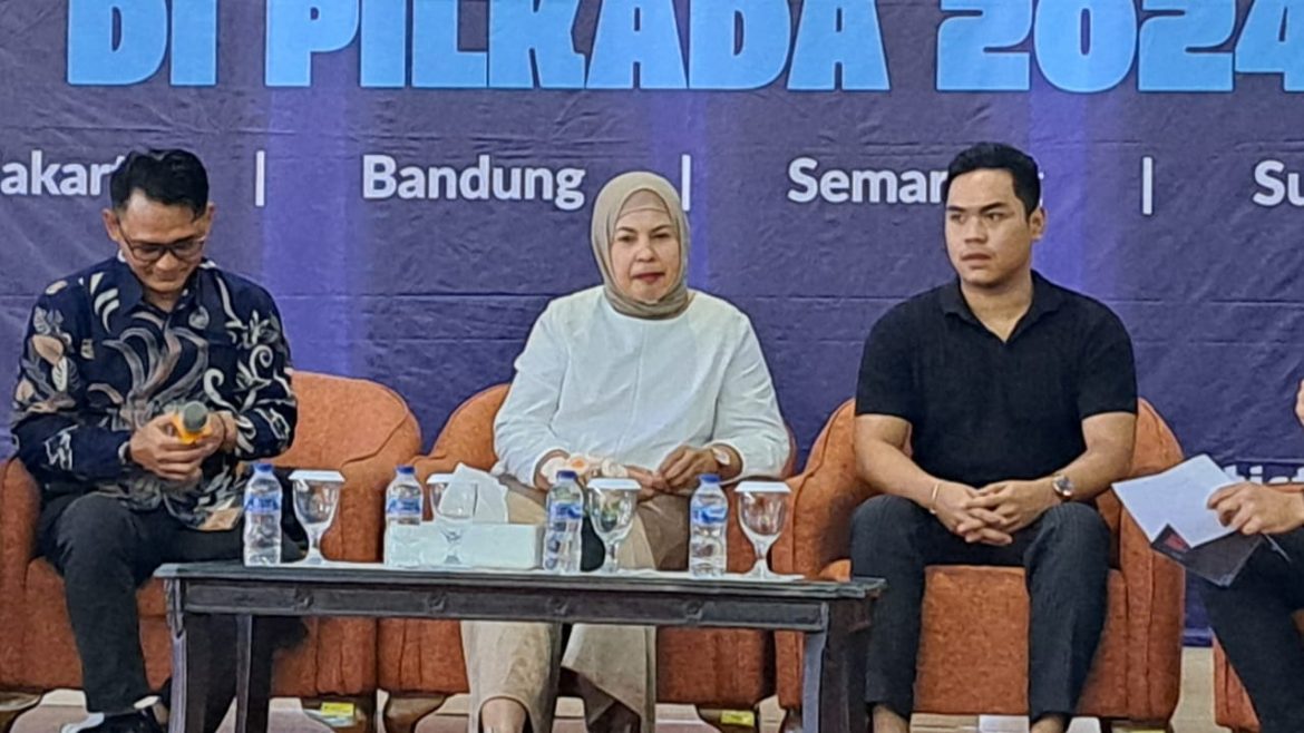 Pakar politik dari FISIP Universitas Diponegoro (Undip), Fitriyah sedang berbicara dalam acara talkshow.