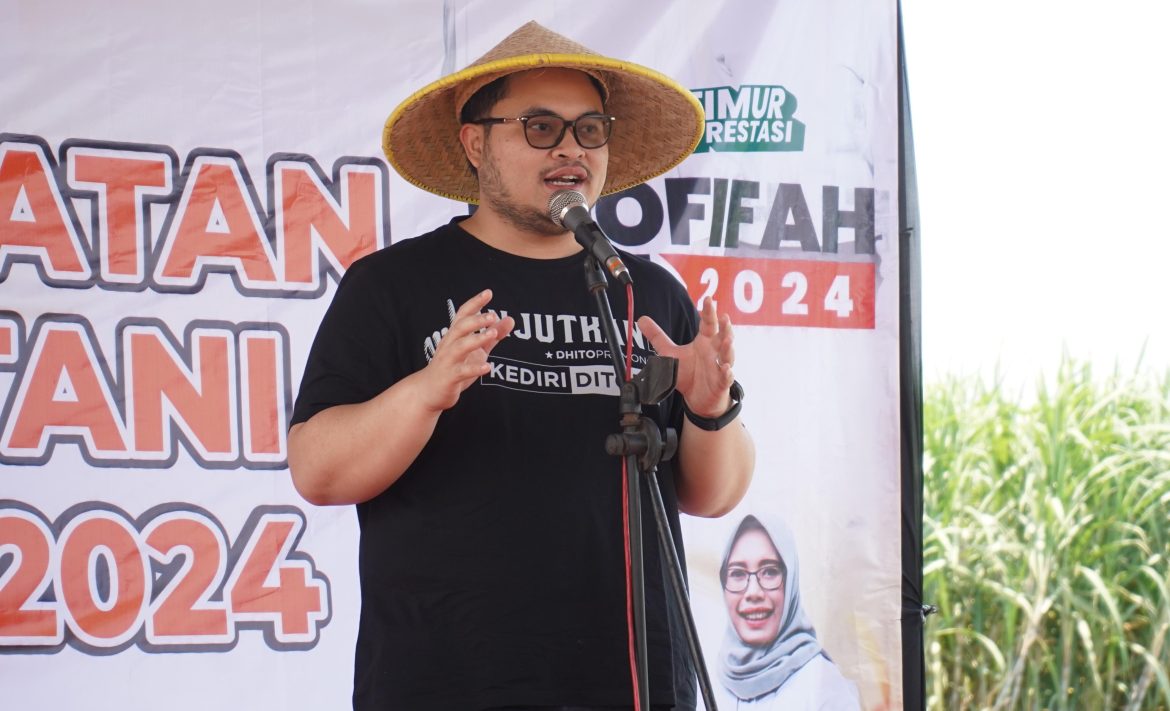 Calon Bupati Kediri Hanindhito Himawan Pramana bersama PKS rembug soal pertanian. Mas Dhito ingin tarik petani milenial Kediri.