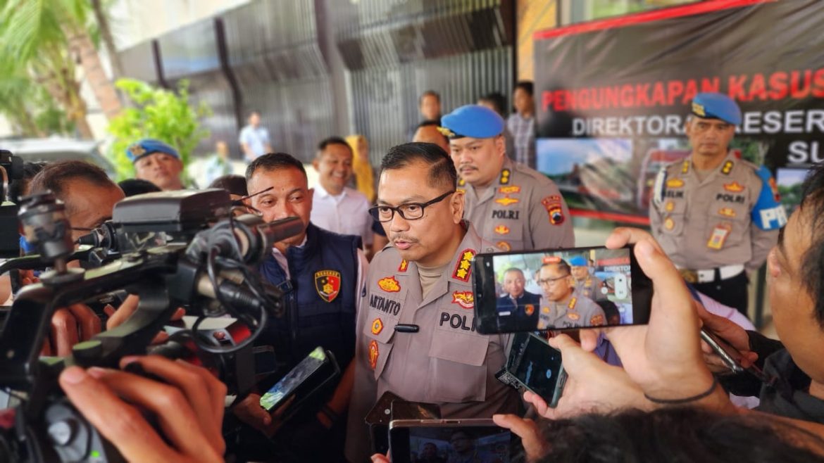 Kabid Humas dan Dirreskrimum Polda Jateng saat memberikan keterangan di kantornya, Selasa (4/2/2025).