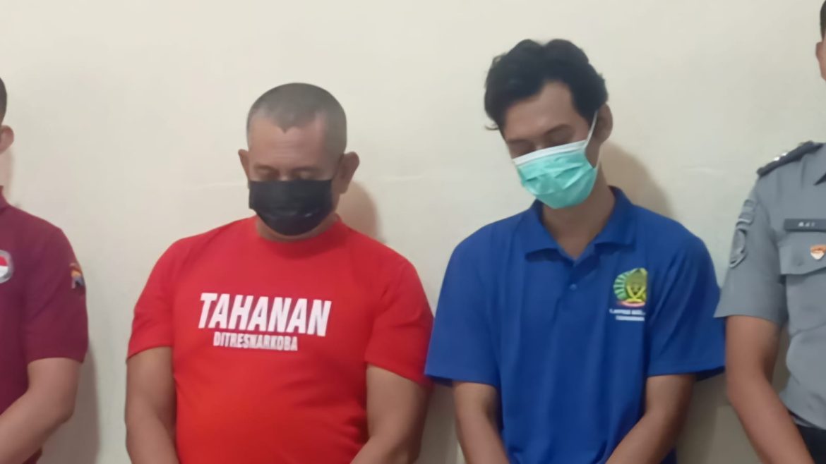 Penyelundu narkoba dan napi Lapas Semarang calon penerima selunduan narkoba diamankan.