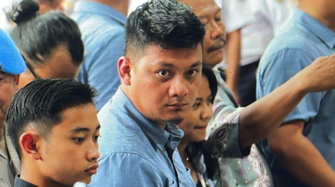 Ipda Endri Purwa Sefa, pengawal Kapolri yang arogan tempeleng wartawan di Stasiun Tawang, Semarang.